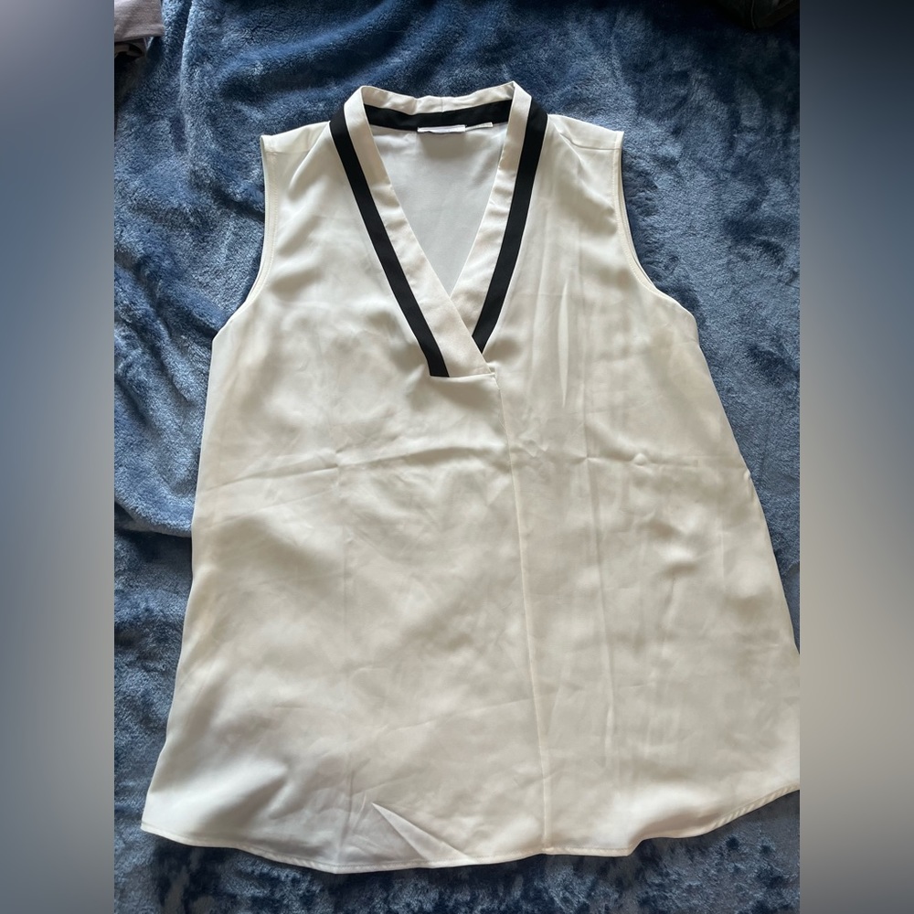 Calvin Klein (XL) while/black dress blouse